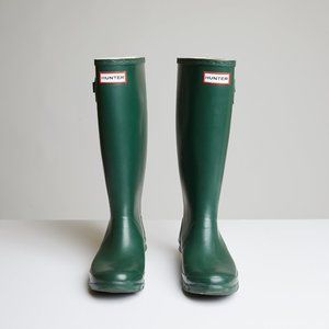 SOLD Hunter Tall Rain Boots